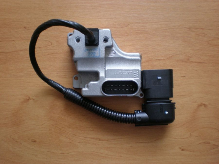 Блок автоматического управления 12В HYDRONIC D5S-F MPV VW купить в Мурманске